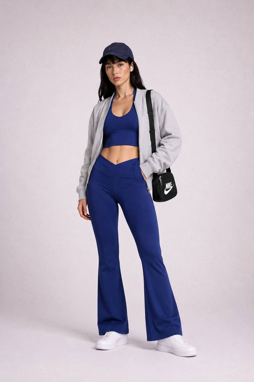 LYRA fame Navy en look sport quotidien